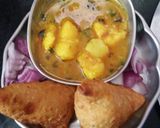 A picture of step 10 of Samosa with potato curry.