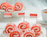 Foto langkah ke 6 dari resep Singkong Gulung Merah Putih.