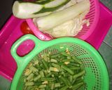 Foto langkah ke 2 dari resep Sayur asem jakarta isi suka2 segar.