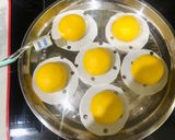 Hình bước làm 2 của món Bánh bao quả quýt