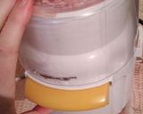 Foto del paso 4 de la receta: Ravioles de Jamón y queso con masa de acelga y salsa de cebolla y panceta