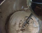 A picture of step 2 of Home made ice cream.