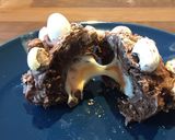 A picture of step 4 of EasterBake Scotch creme egg.