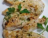 Foto del paso 2 de la receta: Pitera de pollastre a la planxa amb picada julivert