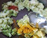 A picture of step 3 of Veg stuffed Suji Pancake.