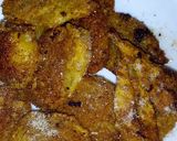 A picture of step 3 of Potato pakoda.