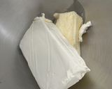A picture of step 8 of Hummingbird Cake.