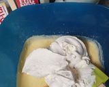A picture of step 3 of 10 Minute Eggnog Pie.