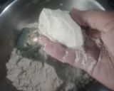 मूंगदाल की खस्ता कचौरी (Moong dal ki khasta kachori recipe in Hindi) रेसिपी चरण 1 फोटो