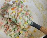 Foto langkah ke 6 dari resep Roti Tawar Goreng isi Ragout.