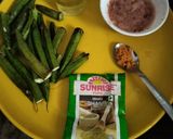 A picture of step 1 of Bhindi curry.