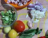 Foto langkah ke 2 dari resep Tumis Cumi Cabai Ijo.