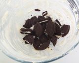 A picture of step 12 of No-Bake Oreo Cheesecake.