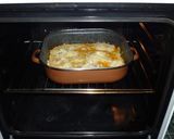 Tejfölös-fokhagymás mártásban sült gombás csirkecomb recept fázis 5 fotója