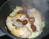 Foto del paso 2 de la receta: Pollo en salsa