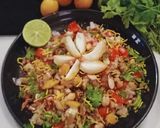 A picture of step 3 of Yellow Kharek Chaat.