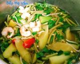 Hình bước làm 6 của món Canh chua tôm rau nhút