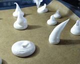 Une image de l'étape 1 de Meringues champignons 🍄.