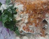 A picture of step 2 of Piyaz k pakory.