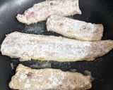 Foto del paso 3 de la receta: Merluza en salsa de tomate