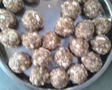 ड्राई फ्रूट्स लडडू(dry fruit laddu recipe in Hindi) रेसिपी चरण 12 फोटो