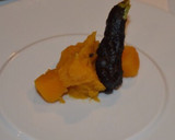 Foto del paso 6 de la receta: Pulpo asado con textura de batata y cebolletas en tempura negra