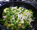 Foto del paso 4 de la receta: Gratén de pollo y vegetales