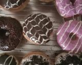 Foto langkah ke 5 dari resep Donat Maizena (Versi 2 Empuk dan Menul²).