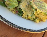 Foto del paso 3 de la receta: Tortilla de brócoli y jamón 💚❤️