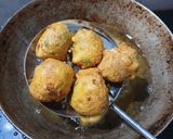 A picture of step 4 of Pani Pakora.