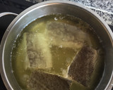 Foto del paso 1 de la receta: Bacallà setinat amb all i oli suau