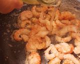 Foto del paso 2 de la receta: Lenguado con salsa de camarones