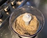 Une image de l'étape 2 de Compote de prunes aux amandes et sucre punjabi.
