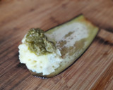 Foto del paso 4 de la receta: Rollitos de berenjena de puré de patata, gorgonzola y pesto
