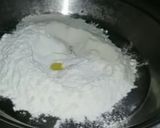 A picture of step 1 of Chole kulche.