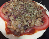 Foto del paso 6 de la receta: Pizzetta de chicharrón de camarones al ajillo con cerveza