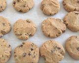 Foto langkah ke 3 dari resep Choco Chip Cookies.