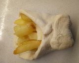 Foto del passaggio 12 della ricetta Panini a fagottini con patatine fritte wustel e formaggio Asiago