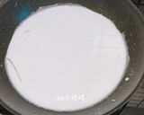 A picture of step 3 of Simple Oyster Omelet with Tapioca Starch.