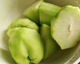 Foto langkah ke 1 dari resep Sayur Labu Siam Tempe Semangit.