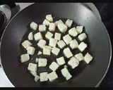 A picture of step 2 of Protein Sprouts Salad.
