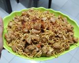 Foto langkah ke 8 dari resep Mie pedas bakso tuna.
