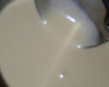 A picture of step 6 of Custard Flavoured Dora Cakes.