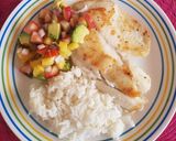 Foto del paso 3 de la receta: Filete de pescado con ensalada de piña y fresas