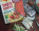 Foto langkah ke 1 dari resep Mini Fu Yung Hai (Dadar Sayur) dengan (saus) Sup Tomat.