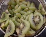 Grapes kiwi Juice recipe step 1 photo