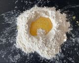 Foto del passaggio 5 della ricetta Pasta multicolor al ragù bianco