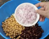 A picture of step 5 of Instant Crispy Chaat.