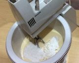 Foto langkah ke 2 dari resep Yogurt Cake.