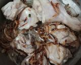 A picture of step 2 of Haryali chicken.